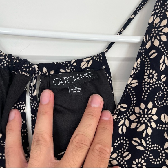 Catch Me Dress - Picture 2 of 4